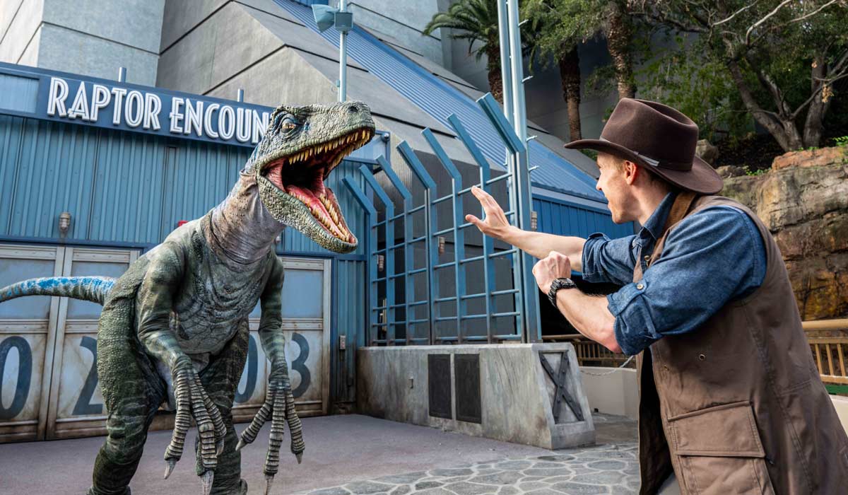 Get Up Close and Personal with Prehistoric Predators at Raptor Encounter 
