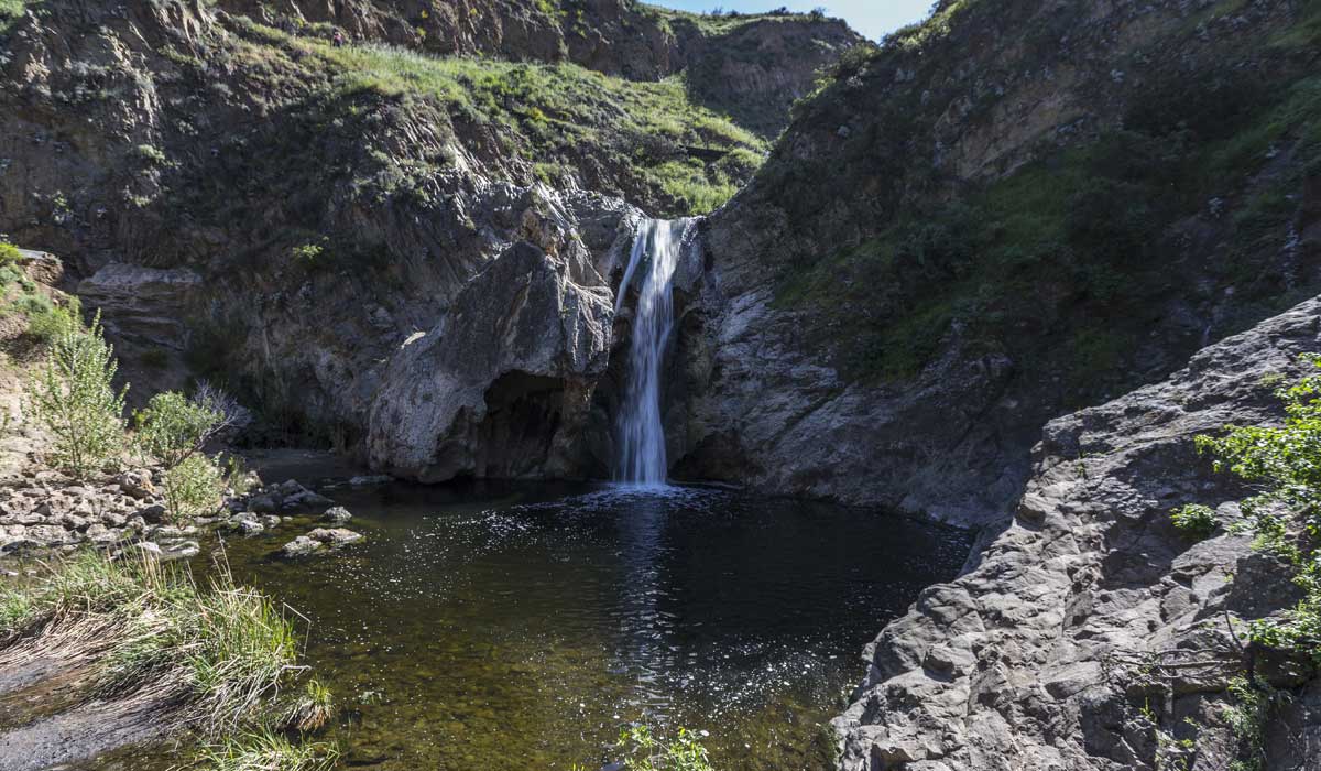 Top Waterfall Hikes near Los Angeles