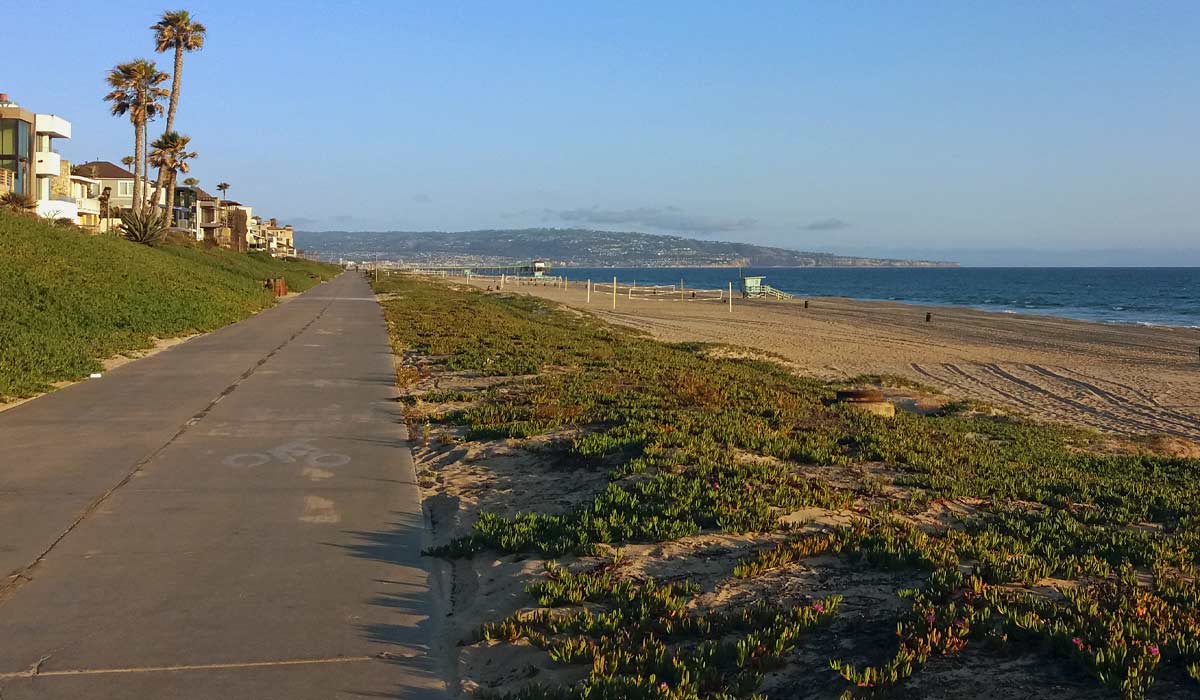 Manhattan Beach Bike Path - Southern California Beaches