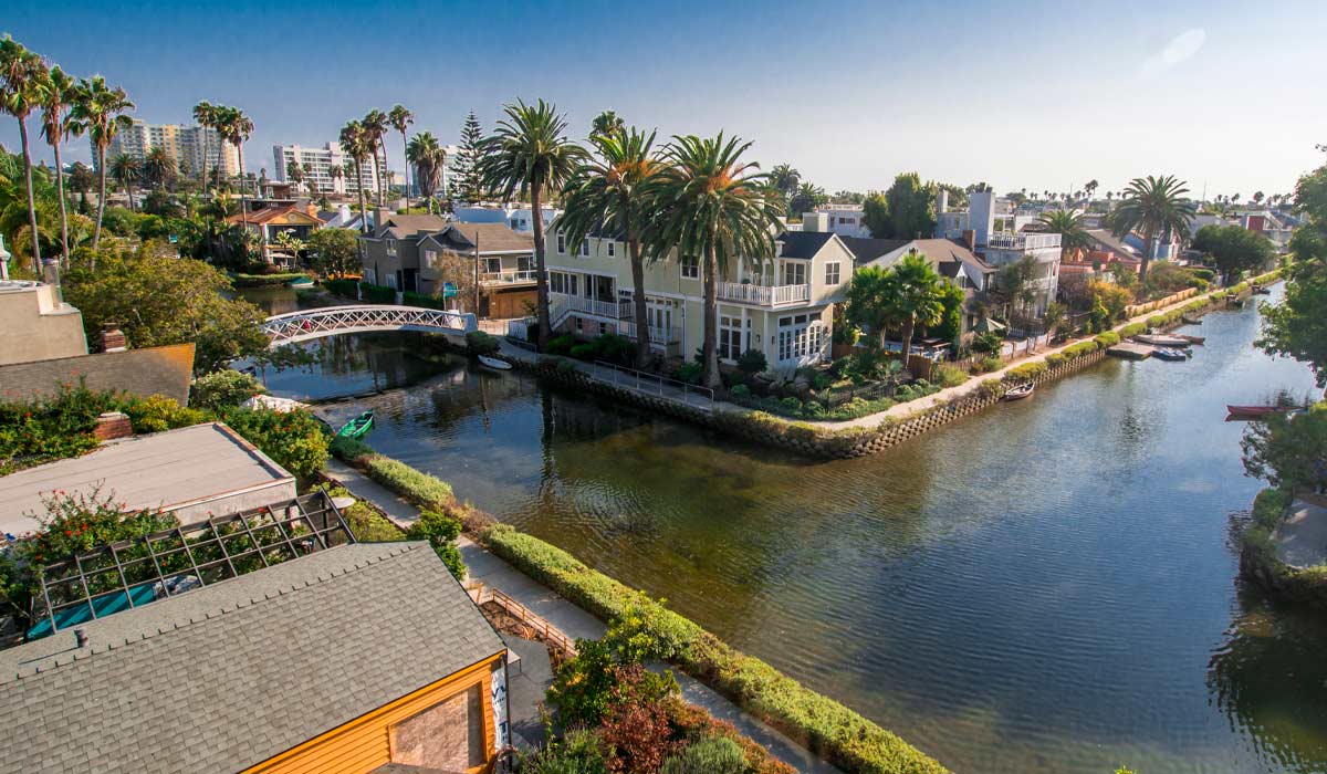 Venice Canal Gondola Rides Los Angeles